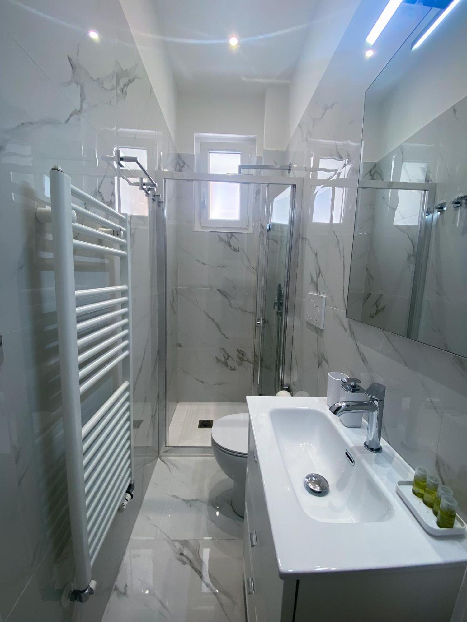 Casa Di Zen Apartment Genoa Bagian luar foto